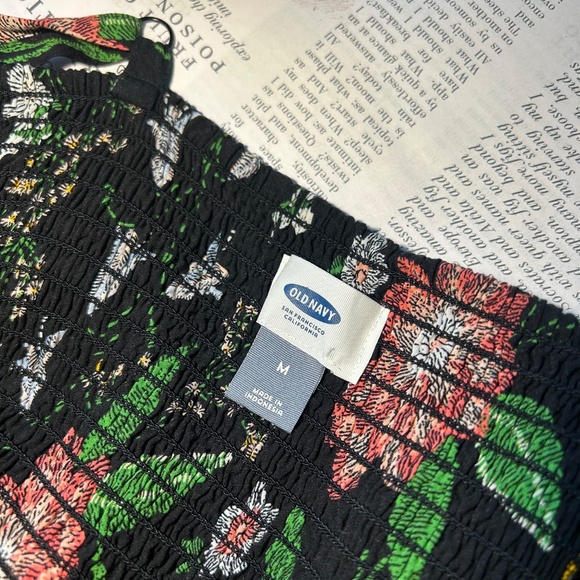 Old Navy Floral print sundress - Picture 3 of 4